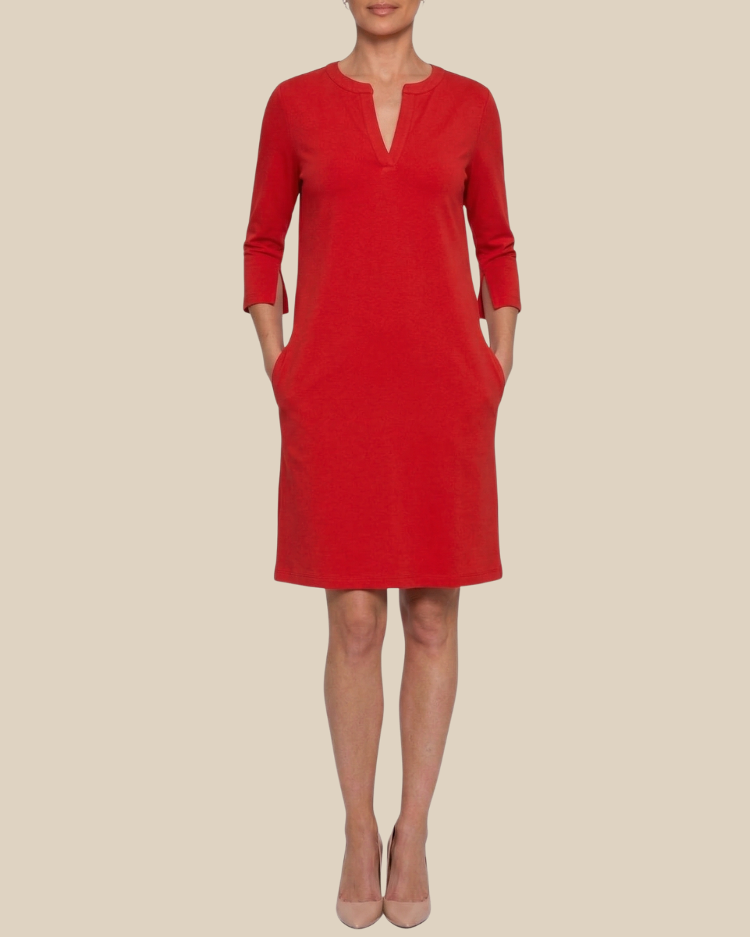 Alexandra | Minimalistisches Shift-Kleid mit V-Ausschnitt
