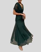 Helena | Plissiertes Maxikleid mit Taillenbetonung