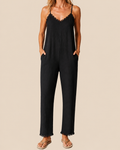 Line | Eleganter Jumpsuit mit Spitzenbesatz