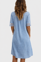 Joyce | Luftiges Kleid in Denimoptik