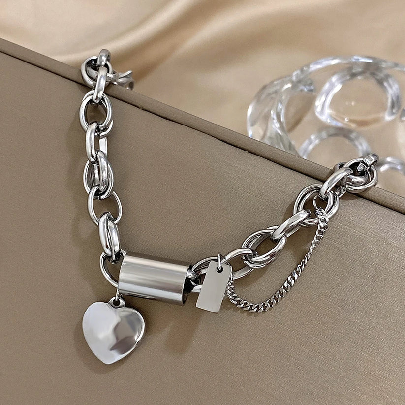 Goldenes Herz-Charm-Armband