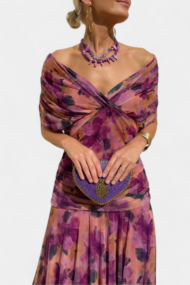 Helena | Plissiertes Maxikleid mit Taillenbetonung