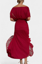 Helena | Plissiertes Maxikleid mit Taillenbetonung
