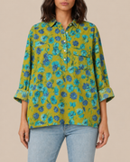 Mara | Bluse mit Künstlerprint